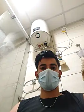 Snapshot of bigdickfuckuu chatting on 13, 10, 2025 bigdickfuckuu online show from 13, 10, 2025