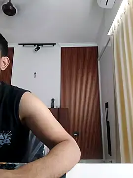 Snapshot of bigdickfuckuu chatting on 14, 10, 2025 bigdickfuckuu online show from 14, 10, 2025