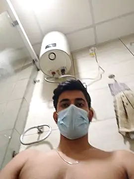 Snapshot of bigdickfuckuu chatting on 24, 10, 2025 bigdickfuckuu online show from 24, 10, 2025