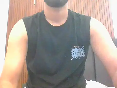 Snapshot of bigdickfuckuu chatting on 14, 11, 2025 bigdickfuckuu online show from 14, 11, 2025