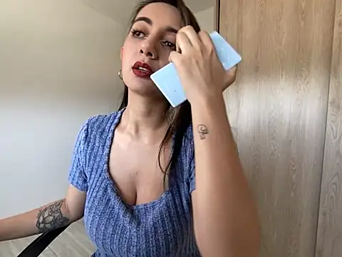 Snapshot of Anny_Moore09 chatting on 1, 3, 2026 Anny Moore09 online show from 1, 3, 2026