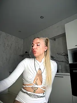Snapshot of pinkstar_ chatting on 11, 9, 2025 pinkstar  online show from 11, 9, 2025