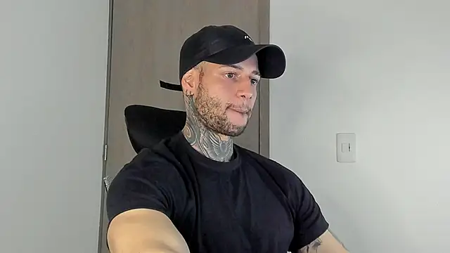  jamesleandros1 online show from 9, 1, 2026