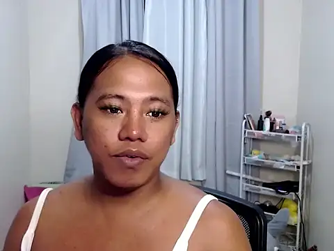 Cristinelicious online show from 22, 6, 2026