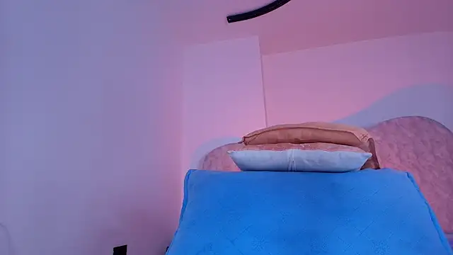 naomi kyse online show from 8, 6, 2026