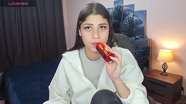 Snapshot of MaryMayson chatting on 10, 1, 2025 MaryMayson online show from 10, 1, 2025