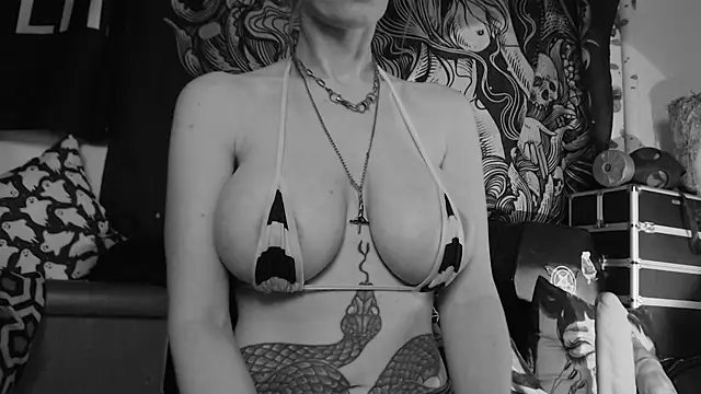 Silentmary online show from 12, 6, 2026