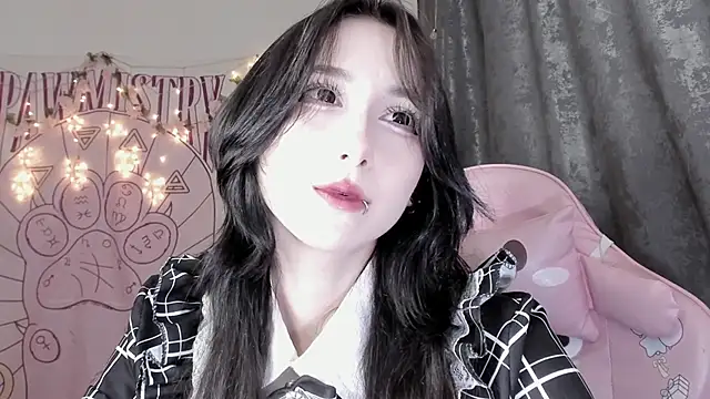 Snapshot of Holy420lolii chatting on 10, 10, 2025 Holy420lolii online show from 10, 10, 2025