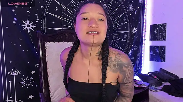 Snapshot of Eva_Lee_ chatting on 9, 10, 2025 Eva Lee online show from 9, 10, 2025