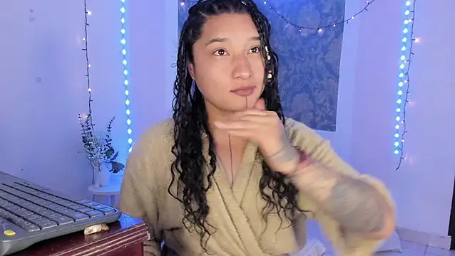 Eva Lee  online show from 31, 3, 2026