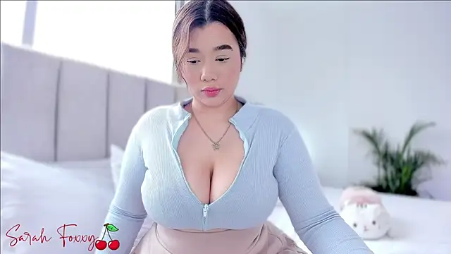 Snapshot of Foxxy222_ chatting on 11, 2, 2025 Foxxy222  online show from 11, 2, 2025