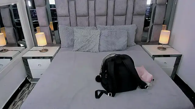 EMMAHILL1 online show from 2, 10, 2025