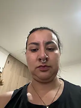 Abril Luv online show from 20, 6, 2026