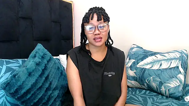 Snapshot of CancerGodessX chatting on 21, 10, 2025 CancerGodessX online show from 21, 10, 2025