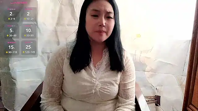Vivianangn-e online show from 22, 4, 2026
