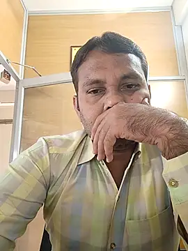 Snapshot of adicma123 chatting on 24, 10, 2025 adicma123 online show from 24, 10, 2025