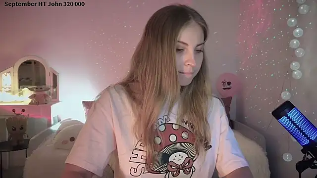 ImKeira online show from 10, 9, 2025