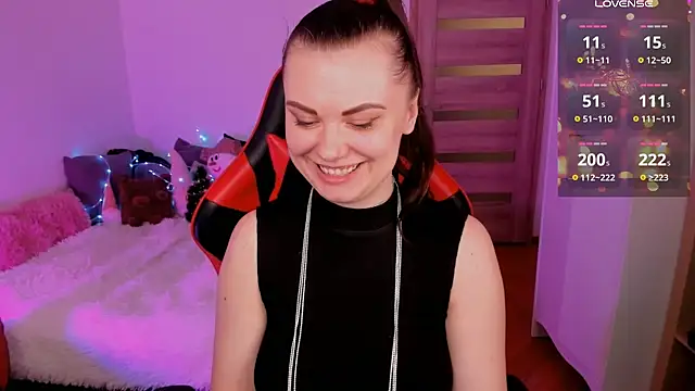 Snapshot of Kristina_Logan chatting on 27, 12, 2024 Kristina Logan online show from 27, 12, 2024