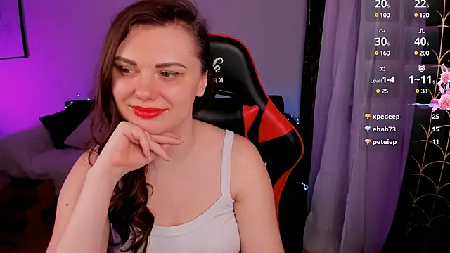 Snapshot of Kristina_Logan chatting on 9, 1, 2025 Kristina Logan online show from 9, 1, 2025