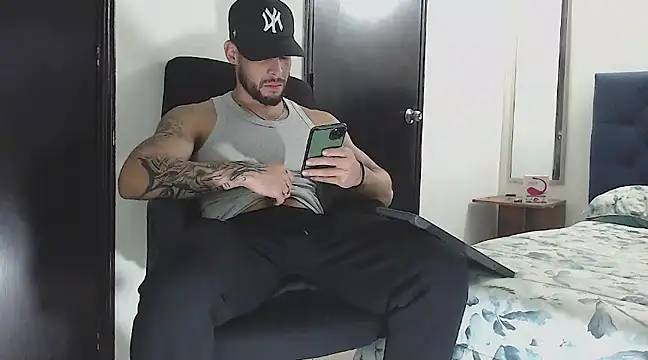 danielconor 26 online show from 20, 12, 2024