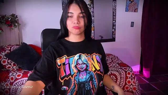 victoriaasaenz  online show from 30, 5, 2026