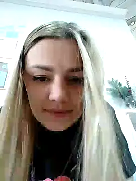 Snapshot of KrissSexi chatting on 22, 2, 2025 KrissSexi online show from 22, 2, 2025