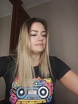 KrissSexi online show from 4, 12, 2025