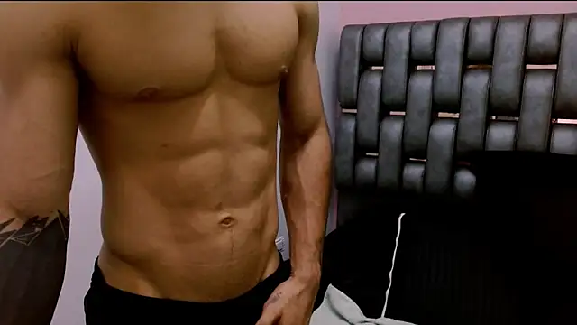 AlbertBernal69 online show from 8, 1, 2025