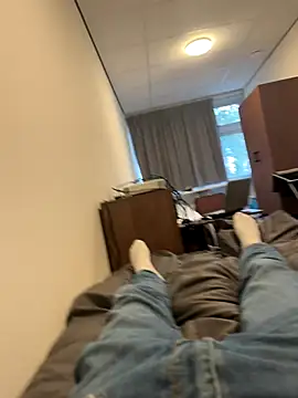 Snapshot of mihaixxx1 chatting on 4, 10, 2025 mihaixxx1 online show from 4, 10, 2025