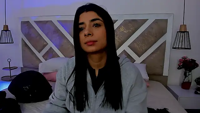 ZiaCalifa online show from 20, 6, 2026