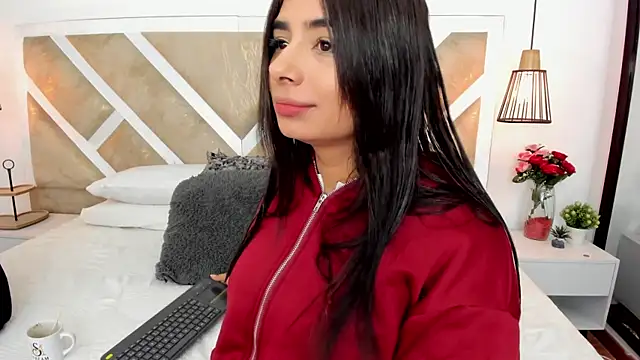 ZiaCalifa online show from 27, 6, 2026