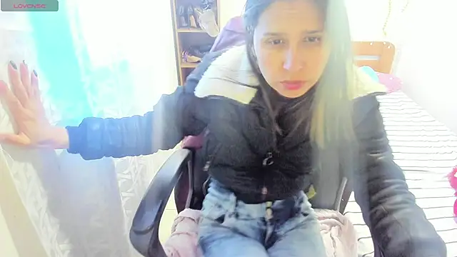 lauren ashlee online show from 28, 10, 2025