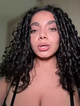 Mariecurl online show from 11, 2, 2026