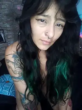 Snapshot of AngelaQueen_ chatting on 4, 3, 2025 AngelaQueen  online show from 4, 3, 2025