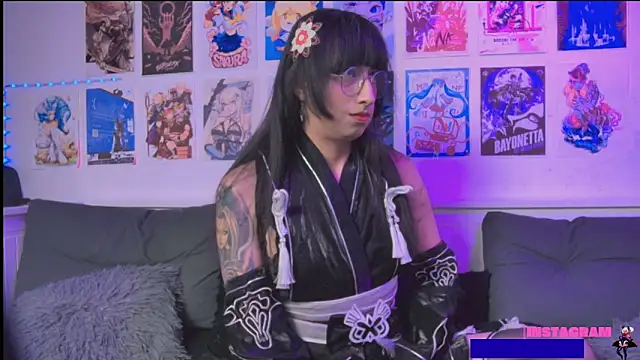 snowblack  online show from 8, 5, 2026