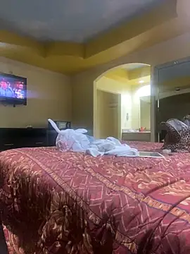 SlimBeenBadd1981 online show from 27, 2, 2025