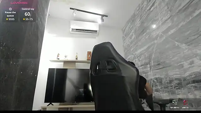 LunaBaker-1 online show from 19, 9, 2025