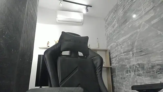 LunaBaker-1 online show from 8, 10, 2025