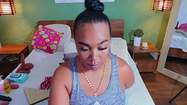 dannaahbrown online show from 16, 6, 2026