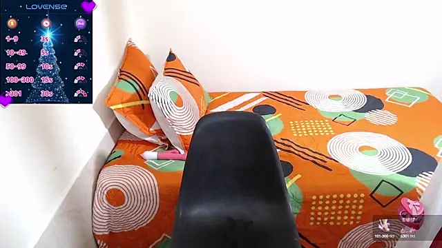 Snapshot of Dayanna_11 chatting on 10, 12, 2024 Dayanna 11 online show from 10, 12, 2024