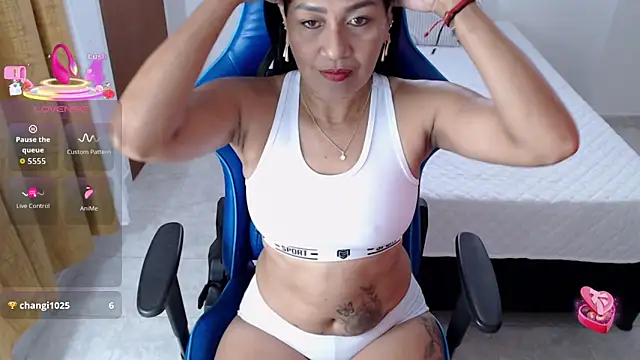 Dayanna 11 online show from 6, 5, 2026