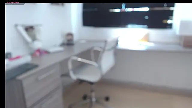 MIYESSI online show from 4, 3, 2025