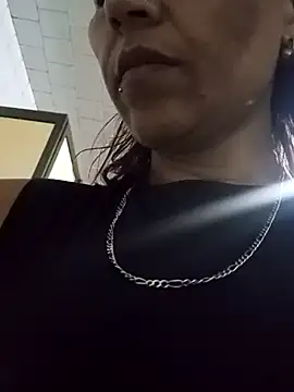 Snapshot of KaiicyQuuen chatting on 27, 10, 2025 KaiicyQuuen online show from 27, 10, 2025