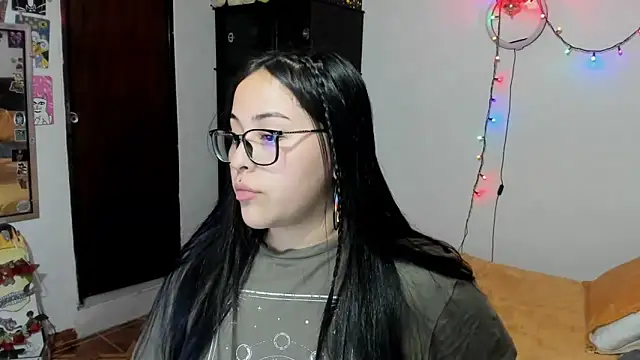 Snapshot of persefone_core chatting on 5, 12, 2024 persefone core online show from 5, 12, 2024