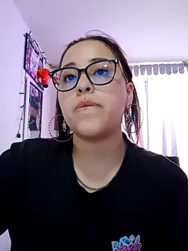 Snapshot of persefone_core chatting on 9, 11, 2025 persefone core online show from 9, 11, 2025