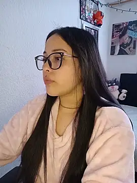 Snapshot of persefone_core chatting on 16, 11, 2025 persefone core online show from 16, 11, 2025