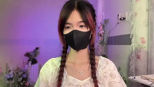 Snapshot of Your-Sunshine chatting on 12, 9, 2025 Your-Sunshine online show from 12, 9, 2025