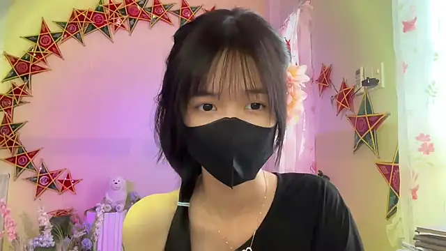 Snapshot of Your-Sunshine chatting on 26, 9, 2025 Your-Sunshine online show from 26, 9, 2025