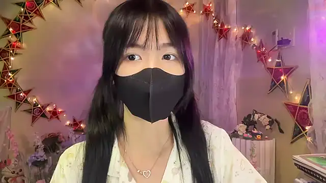 Snapshot of Your-Sunshine chatting on 3, 10, 2025 Your-Sunshine online show from 3, 10, 2025