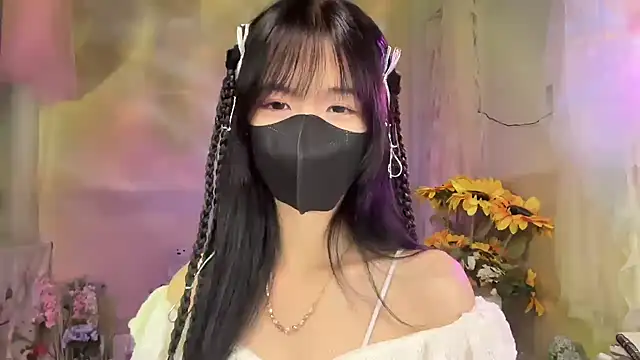 Snapshot of Your-Sunshine chatting on 10, 10, 2025 Your-Sunshine online show from 10, 10, 2025